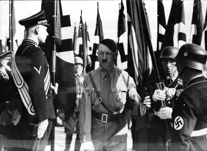 Adolf Hitler consecrating the flags at the 1938 Reichsparteitag